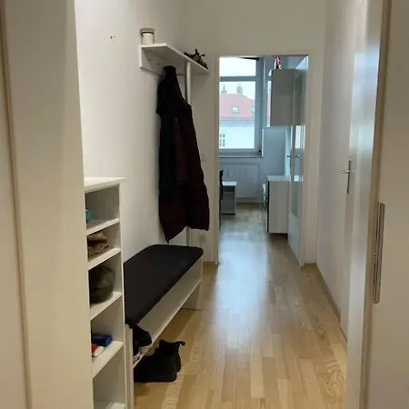Cozy Flat In Center Апартаменти Грац