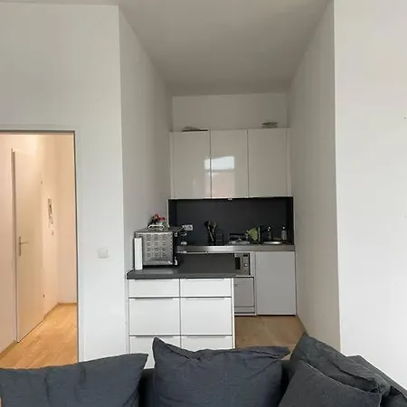 Cozy Flat In Center Апартаменти Грац
